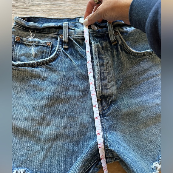 Agolde Riley Shorts - Picture 9 of 10